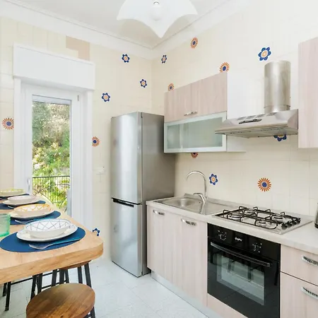 Bella - Seasuntour Appartement Sorrento