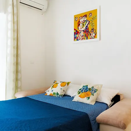 Bella - Seasuntour Apartman Sorrento