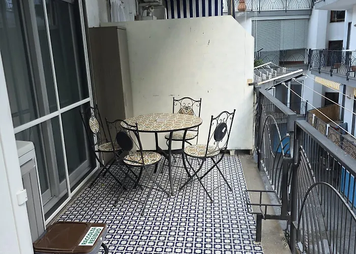 Bella - Seasuntour *