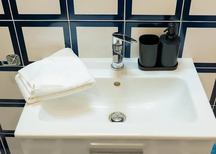 Bella - Seasuntour *