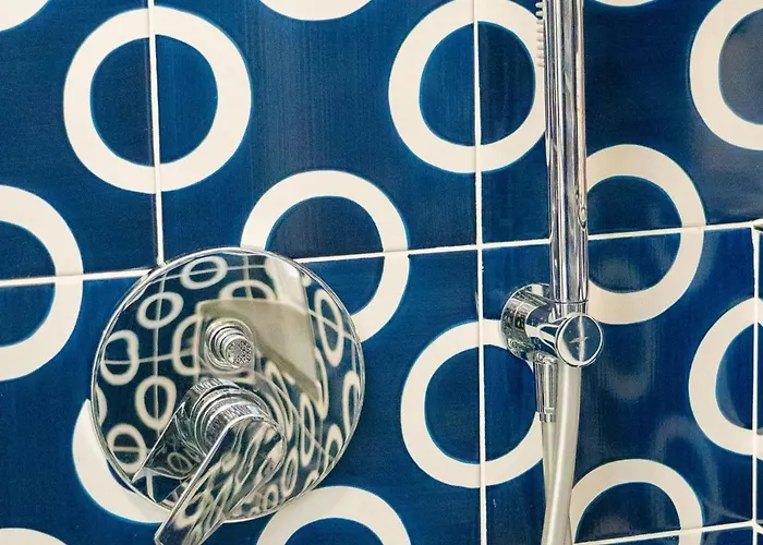 Bella - Seasuntour *