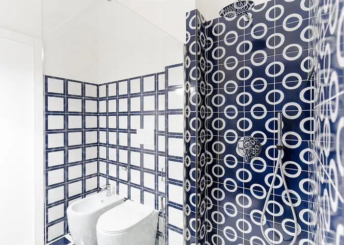 Bella - Seasuntour *