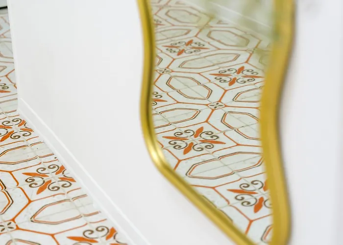 Bella - Seasuntour *